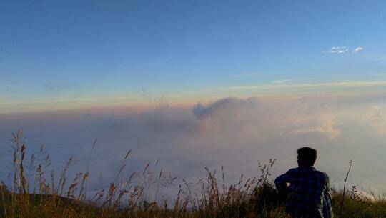 Pantangan Gunung Sumbing, Jangan Mengucap Dingin.