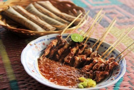 Mengenal Sate Bulayak, Sate Khas dari Lombok!