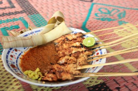 Mengenal Sate Bulayak, Sate Khas dari Lombok!
