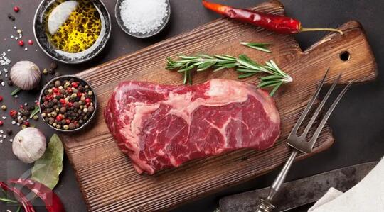 Tips Menyimpan dan Mencairkan Daging Beku Agar Kualitasnya Tetap Baik!