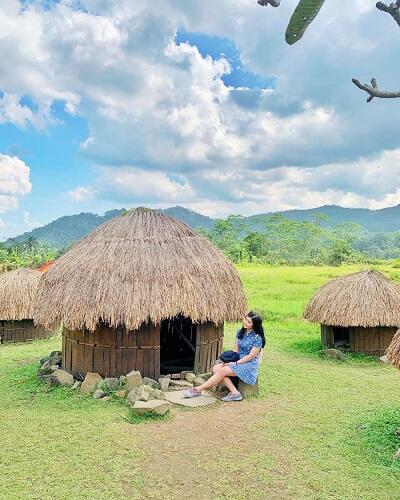 Small World, Tempat Wisata Instagramable Untuk Keluarga