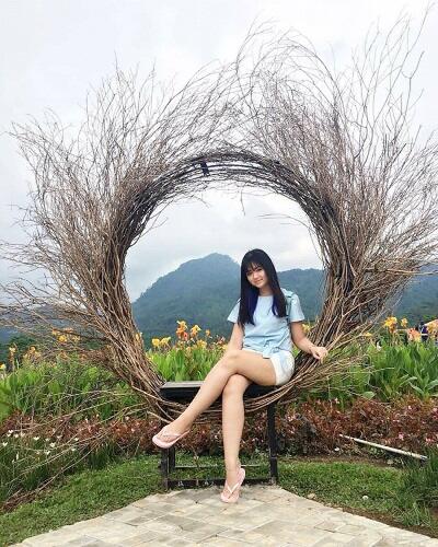 Small World, Tempat Wisata Instagramable Untuk Keluarga