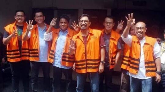 Ijin Minta Jambu Lewat Surat, Anak SD Ini Menyindir Para Koruptor