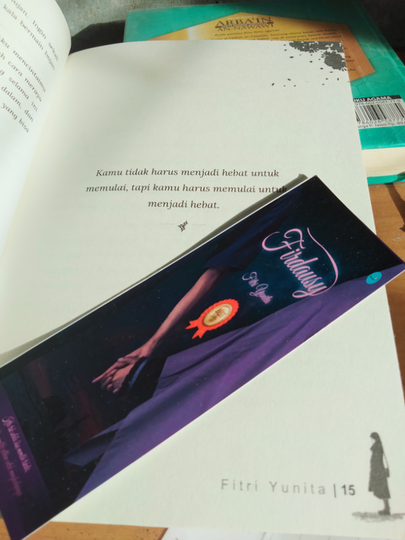 Review Buku Firdausy Karya Fitri Yunita