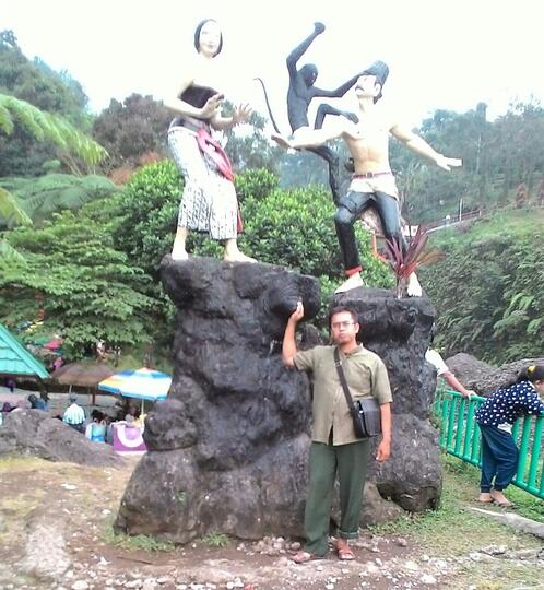 Berkat Kisah Cinta Batur & Raden Putri, Daerah Ini Jadi Tempat Wisata Keluarga!
