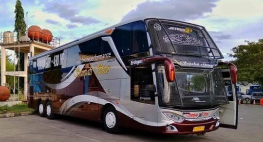 Kenapa Sih Bus Sumatera Banyak Yang Memakai Tameng?