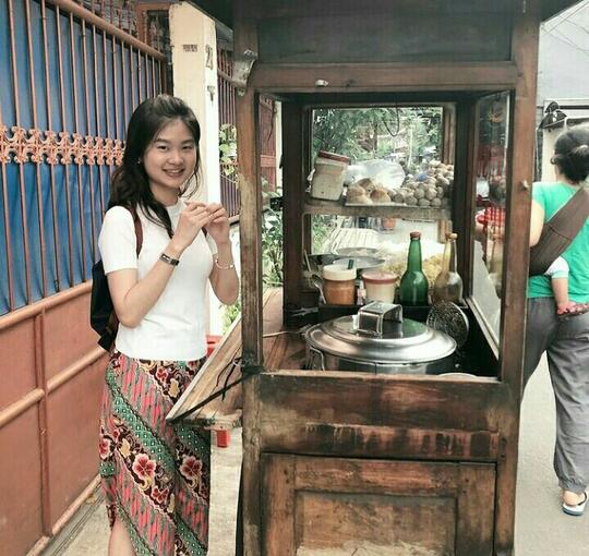 Netizen Indonesia Teror Keluarga Felicia: Jangan Ngebegoin Orang Indo, Mampus Lu.