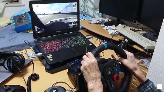 Dampak Video Game Tidak Selalu Buruk, Kakek 93 Tahun Ini Malah Bahagia
