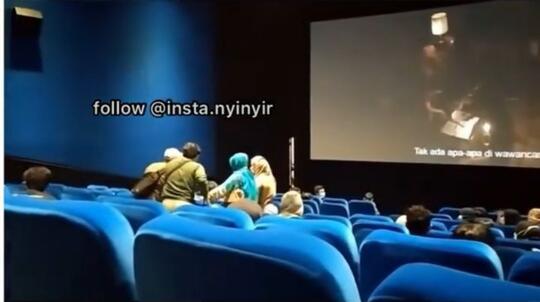 Ramai Kesurupan Saat Nonton The Conjuring di Bioskop, Apa Penyebabnya?