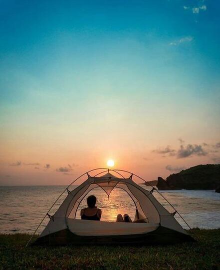 10 Tempat yang Bagus Buat Camping Bareng Pacar Check!