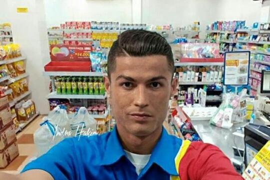 Ada-ada Aja, Berikut Kumpulan Video Parodi Cristiano Ronaldo dan Minuman Bersoda