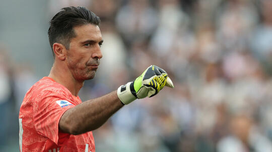 Setelah 21 Tahun Berpisah, Buffon Kembali ke Parma di Usia Kepala 4