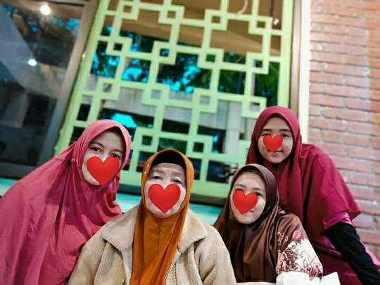 Wanita Luar Biasa Itu adalah Ibuku