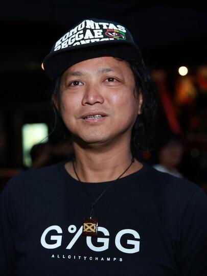 Tepeng ‘Steven & Coconut Treez’ Meninggal Dunia