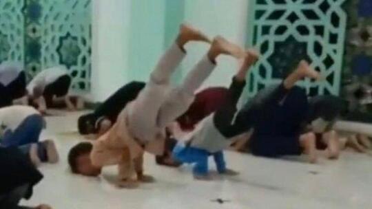 Parah, 5 Kelakuan Gak Lazim Dilakukan Bocah Dibawah Umur Jaman Sekarang!