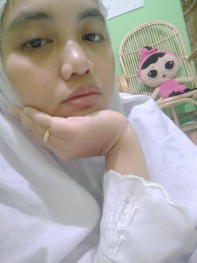 Ibu Muda dari Jombang, Menyebarkan Ilmu Lewat Media Edukasi Online