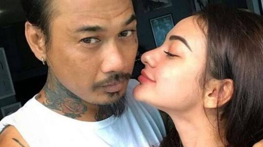 Kini Bebas dari Penjara, Jerinx Ngaku Bisa Puaskan Istrinya Main 11 Kali Semalam..
