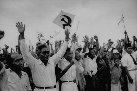 Pemberontakan pki di madiun 1948 berkaitan erat dengan kebijakan