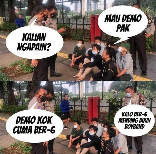 Nasi Bungkus Telat Dibagikan, Massa Aksi 'Jokowi End Game' Pingsan Kelaparan