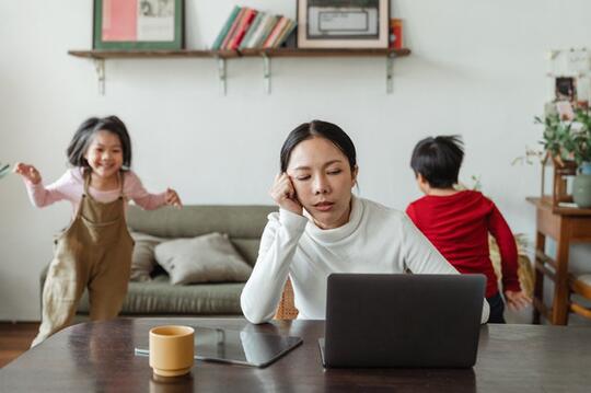 Nikmatnya Jadi Orang Tua Ketika Anak Belajar Jarak Jauh