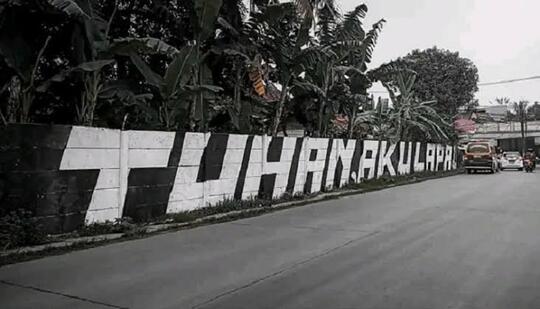 Mau Dapat Bantuan Sembako Cepat, Tulis Saja "Tuhan Aku Lapar"