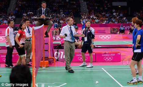 Jarang Orang Tahu, Kartu Merah Pada Badminton Fungsinya Untuk Apa?