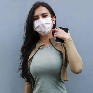 Pakai Masker Dalam Jangka Waktu Yang Lama, Benarkah Menurunkan Saturasi Oksigen.