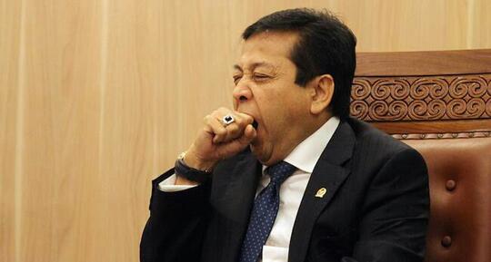Anggota DPR Kena Corona Boleh Isoman di Hotel, Biaya Ditanggung Negara, Rakyat Sabar!