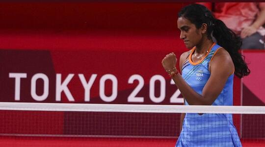 Serba Tiga dari Pusarla Venkata Sindhu !!!