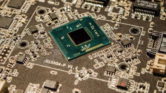 Bencana Defisit Chip Global Menimpa Ponsel, Smartphone Langka Dan Mahal Di Depan Mata