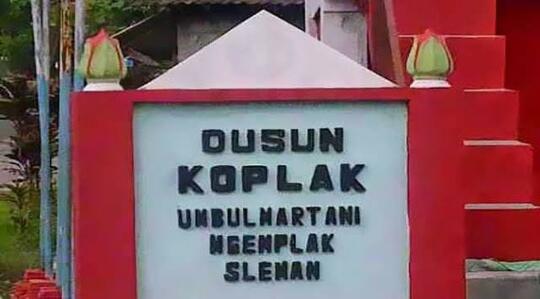Bikin Senyum-senyum Sendiri, Inilah Plang Nama-nama Tempat yang Sungguh Out The Box