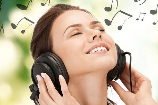 LAGU - LAGU DANGDUT KOPLO YANG ENAK DIDENGAN