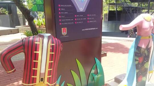Berwisata Hemat di Taman Kaya Indonesia Semarang