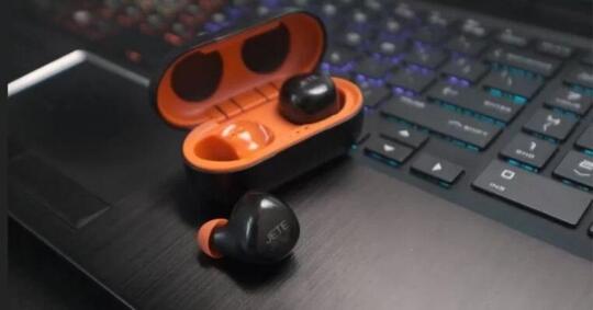 Earbuds TWS JETE T7 Series, Suara Menggelegar Fitur Anti-Ambyar!