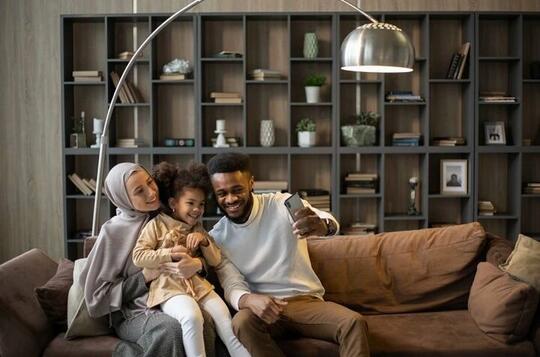 Istri Panggil Suami dengan Panggilan Papa Haram Hukumnya? Ini Penjelasan Buya Yahya