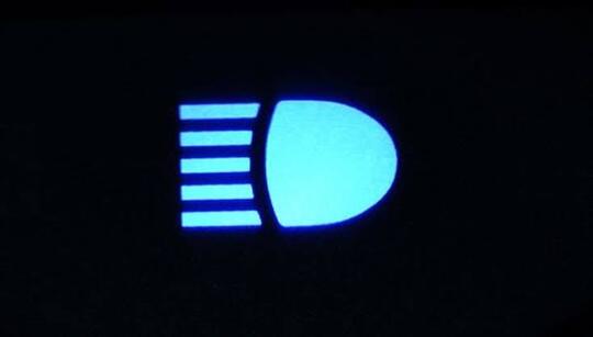 Lampu Sein Kiri tapi Belok Kanan?? Produsen Motor Harus BerINOVASI