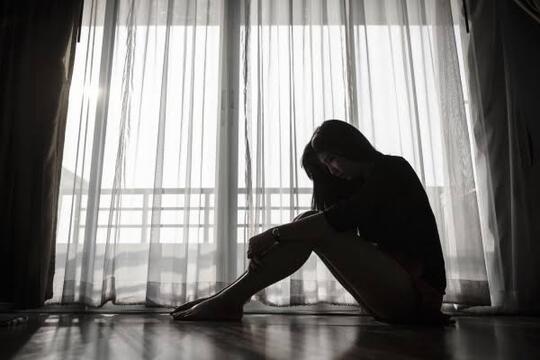 Jika Hadirku Tak Kau Hargai, Katakanlah Sebelum Hati Terlanjur Luka!