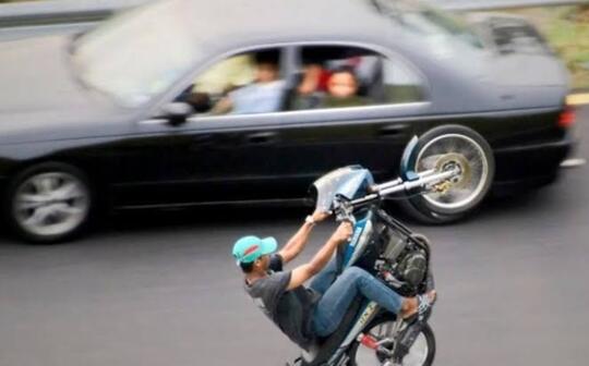 Nggak Cuma Motor, Mobil Akan Ada SIM Jenis Baru, Inilah Alasannya Setuju?