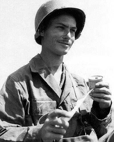 (Segmen SIF) Pertempuran Okinawa Saksi Bisu Aksi Heroik Desmond Doss