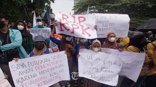 Mahasiswa Demo Di Masa Pandemi, Untuk Siapa?