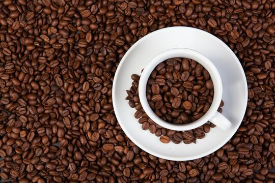 Kenapa Minum Kopi Bikin Deg-degan Kayak Abis Ketemu Gebetan?