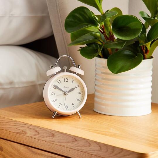 Manfaat Bangun Subuh dan Tips-tips Tidur Tepat Waktu