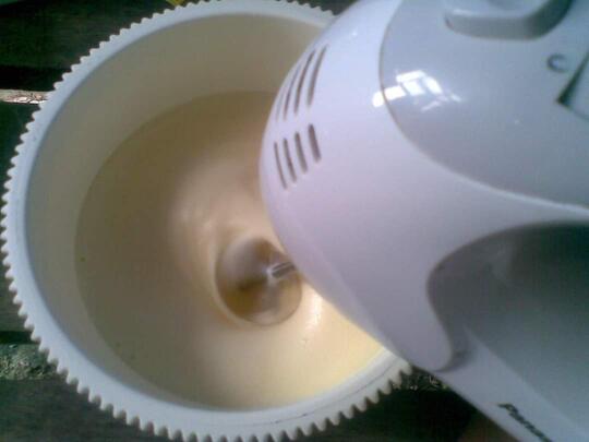 Cake Pisang Panggang 2 Telur, Super Mudah Dan Irit Bahan