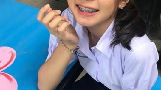 Fotonya VIRAL Saat Sentuh 'PAYUDARA' Murid, Oknum Guru Bantah Lakukan Pelecehan !