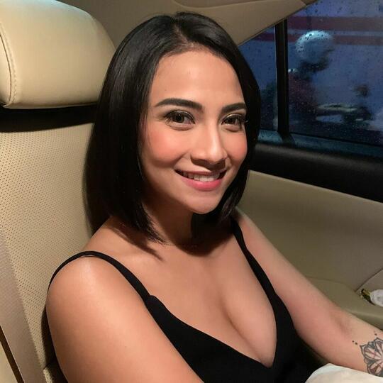 Kasian, 5 Artis Ini Apes karena Aibnya Tersebar di Medsos dan Dihujat Netizen!
