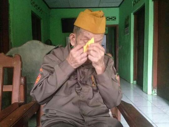 Mbah Darlan Menangis Mengingat Bung Karno Dan Jendral Ahmad Yani