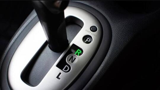 Tips Irit Bensin, Cara Cerdas Mengemudi Kendaraan Matic (Paling Manjur, Nih)