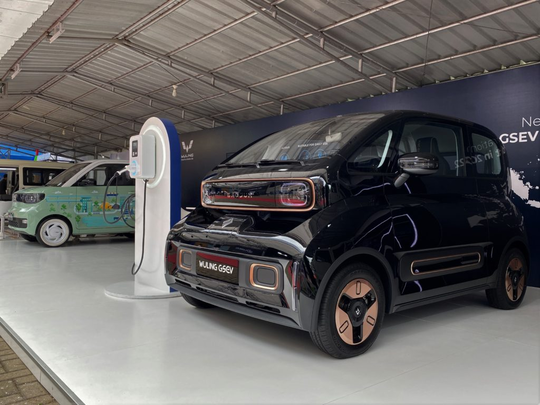 Adu Canggih Mobil Listrik di IEMS 2021! Wuling hadirkan GSEV