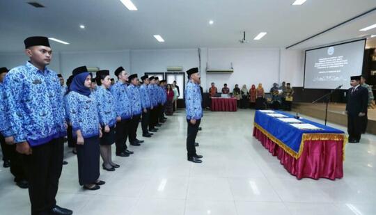 Good Bye Gaji Tetap! Benarkah PNS Akan KIAMAT?