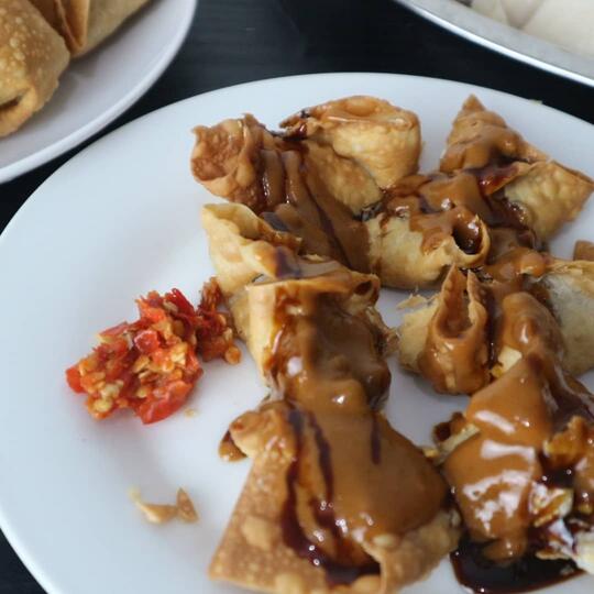 Batagor Makanan Khas Sunda Memang Ajib